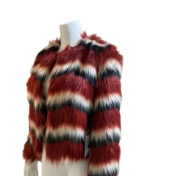 NWT MAJORELLE Luka Faux Fur Coat in Sequoia, Size Small - Picture 4 of 12